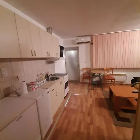 Daire Apartman Zmaj *